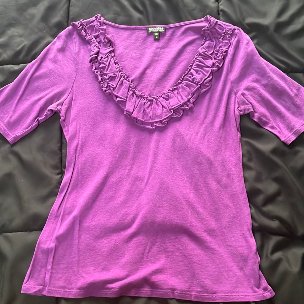 Express Fashion Top, Women’s Size Medium, Purple, Great Condition!